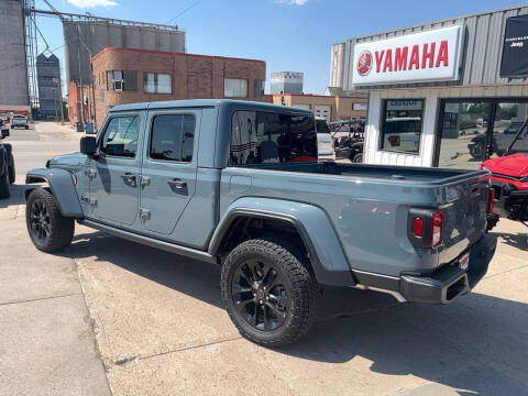2024 Jeep Gladiator Sport