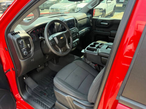 2020 Chevrolet Silverado 1500 Custom