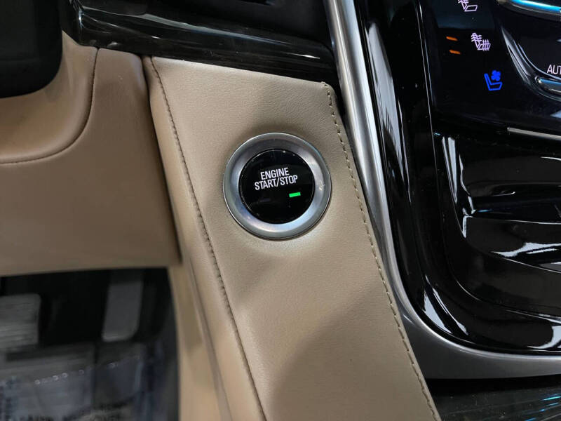 2019 Cadillac Escalade Platinum