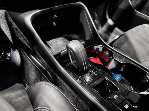 2020 Volvo XC40 T4 R-Design