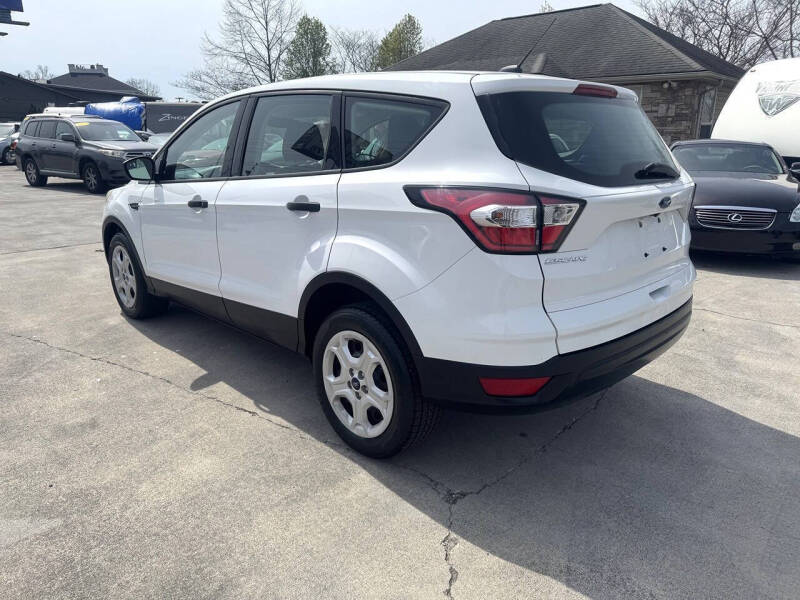 2017 Ford Escape S