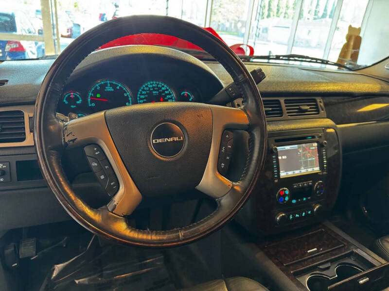 2012 GMC Yukon Denali