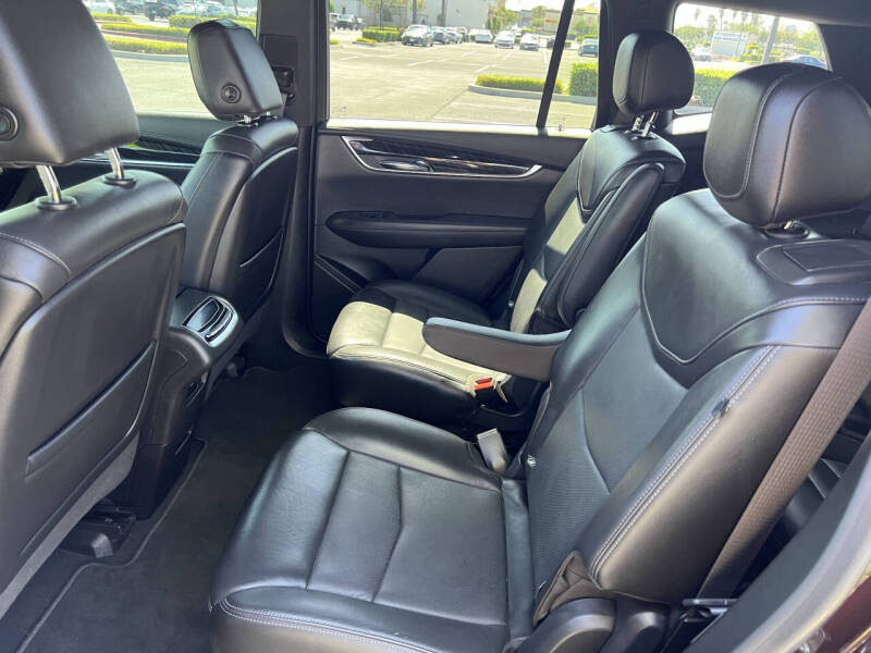 2020 Cadillac XT6 Premium Luxury