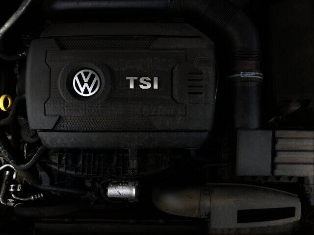 2015 Volkswagen Passat 1.8T Limited Edition