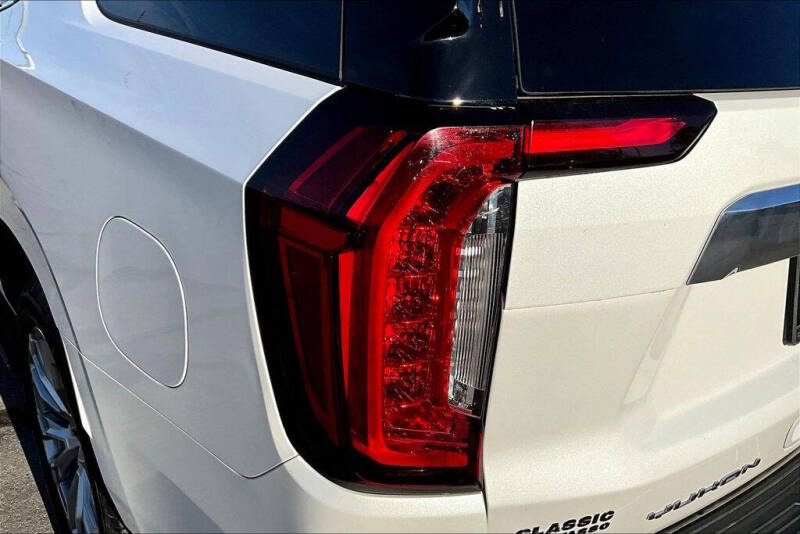 2023 GMC Yukon Denali