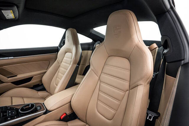2024 Porsche 911 Carrera 4S