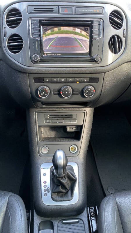 2017 Volkswagen Tiguan 2.0T Wolfsburg Edition 4Motion