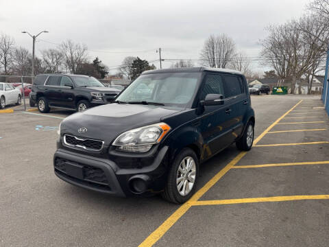 2012 Kia Soul +