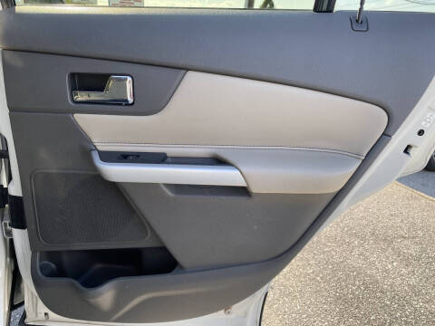 2013 Ford Edge SE