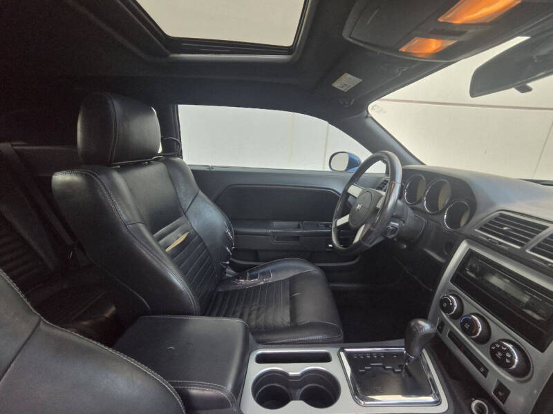 2009 Dodge Challenger SE