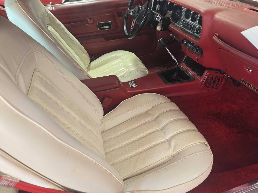 1976 Pontiac Trans Am 30