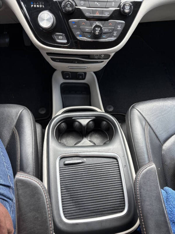 2018 Chrysler Pacifica Touring L Plus