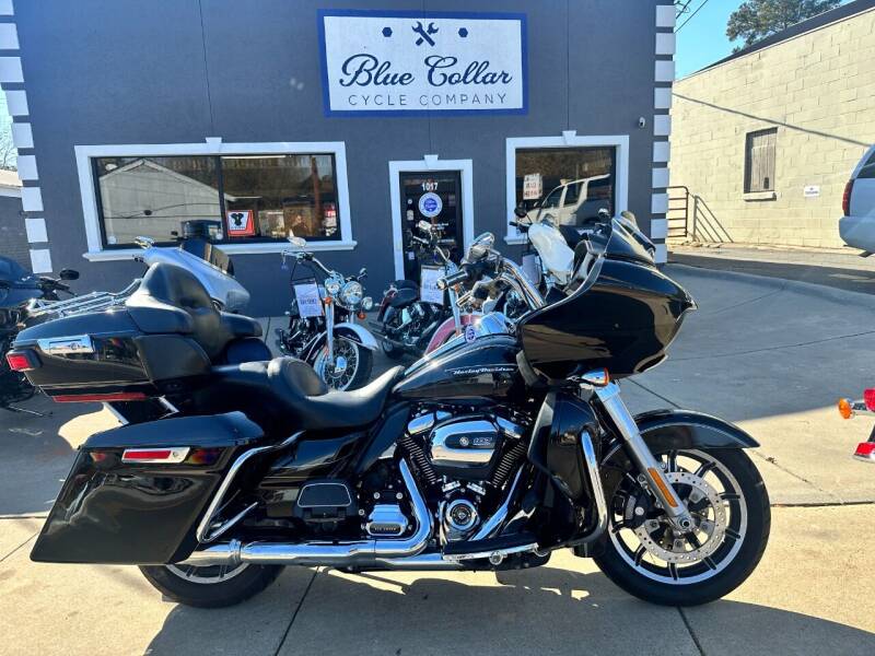 2017 Harley-Davidson Road Glide Ultra FLTRU for sale at Blue Collar Cycle Company in Salisbury NC