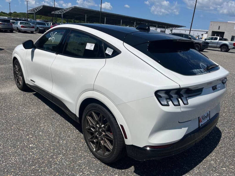 2025 Ford Mustang Mach-E GT