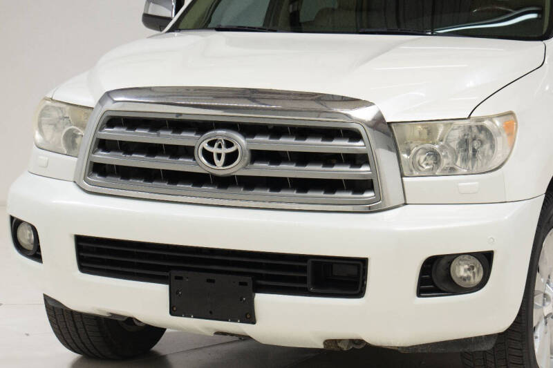 2011 Toyota Sequoia Platinum