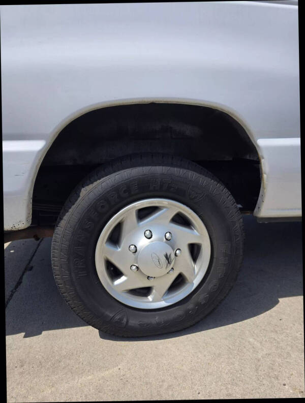 2014 Ford E-Series E-250