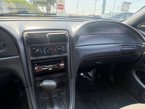 2001 Ford Mustang