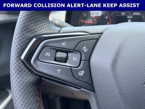 2025 Chevrolet Trax RS