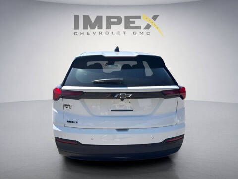 2027 Chevrolet Bolt LT