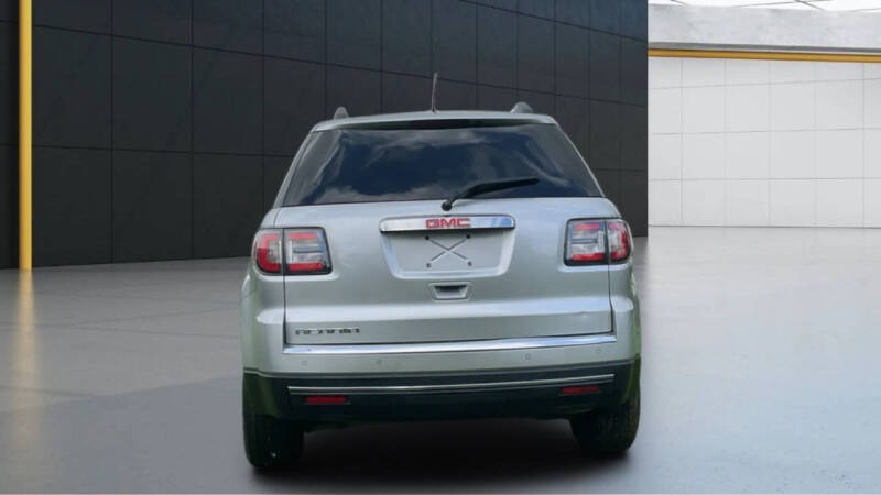 2015 GMC Acadia SLE-2