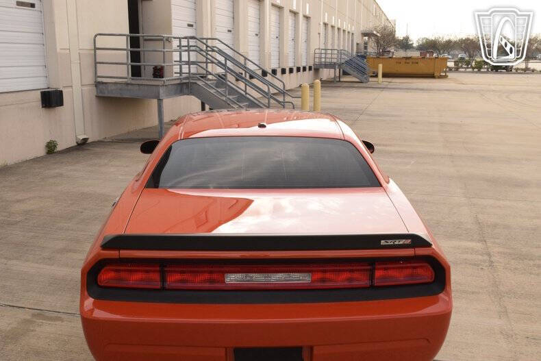 2008 Dodge Challenger SRT8
