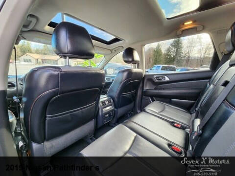 2019 Nissan Pathfinder S