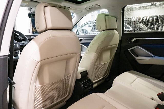 2024 Audi Q3 quattro S line Prem Plus 45 TFSI