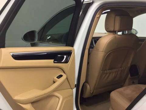 2017 Porsche Macan S