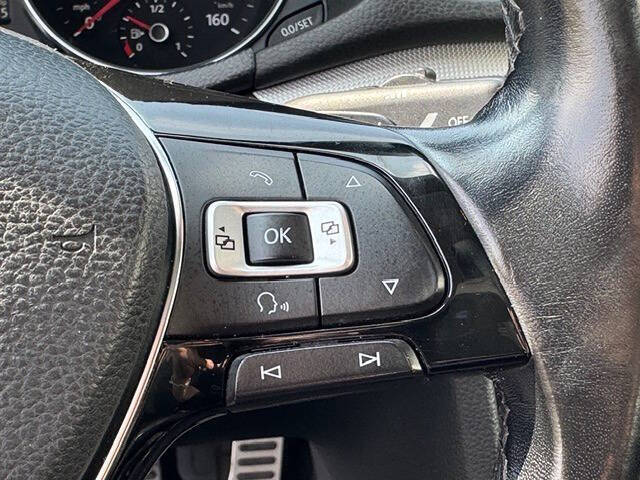 2017 Volkswagen Passat V6 SEL Premium