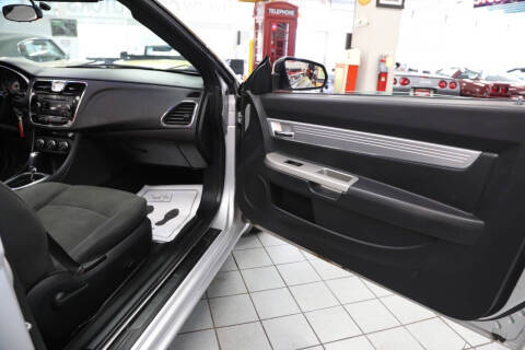 2011 Chrysler 200 Touring