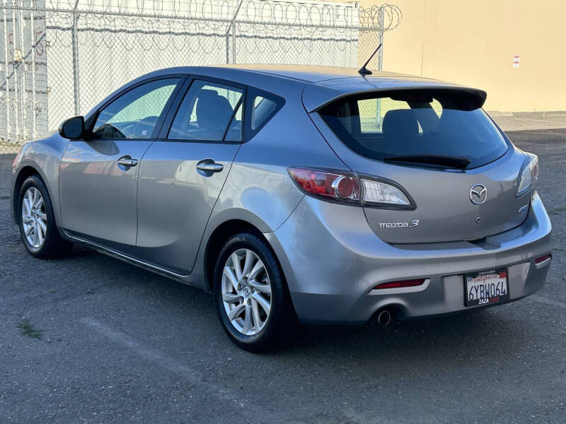 2012 Mazda MAZDA3 i Touring