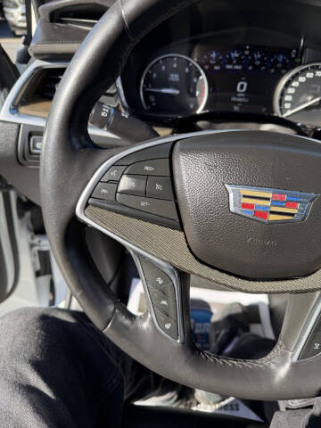 2017 Cadillac XT5 Platinum