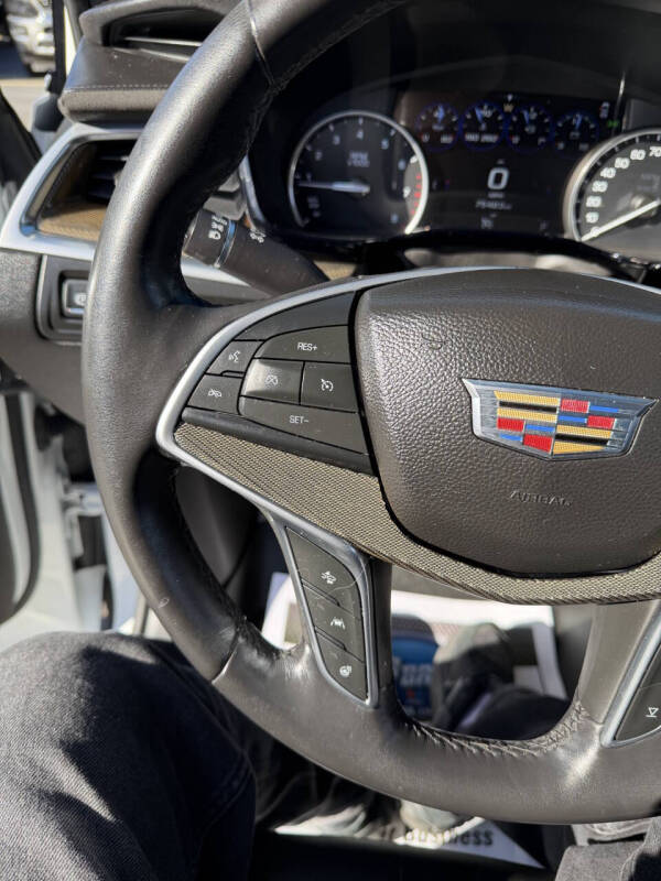 2017 Cadillac XT5 Platinum