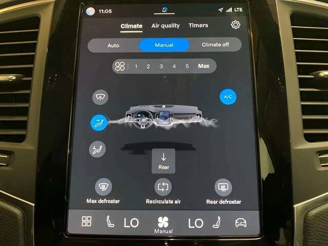 2025 Volvo XC90 B5 Core Bright Theme
