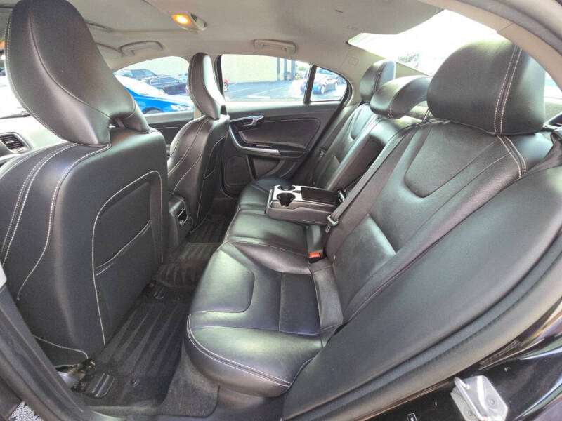 2017 Volvo S60 T5 Dynamic