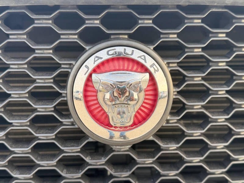 2018 Jaguar F-PACE 35t Prestige