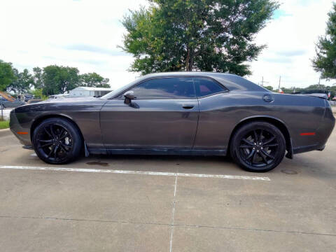 2016 Dodge Challenger SXT