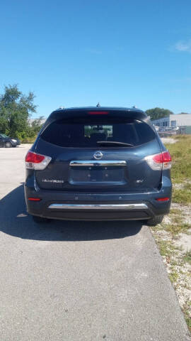 2014 Nissan Pathfinder SV