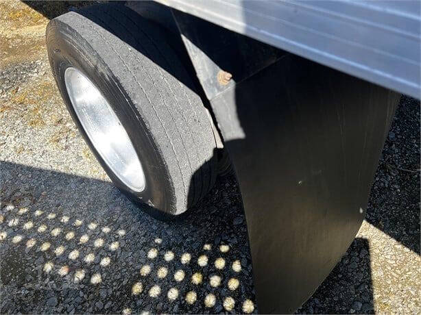 2007 Freightliner M2 106