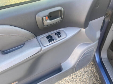 2003 Toyota Sienna XLE