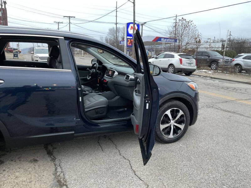 2016 Kia Sorento EX V6