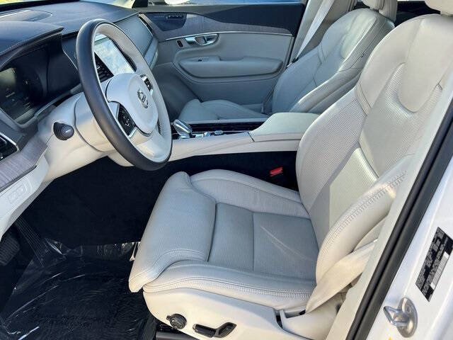 2023 Volvo XC90 Recharge T8 Ultimate Bright Theme 6P
