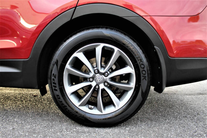 2018 Hyundai Santa Fe SE