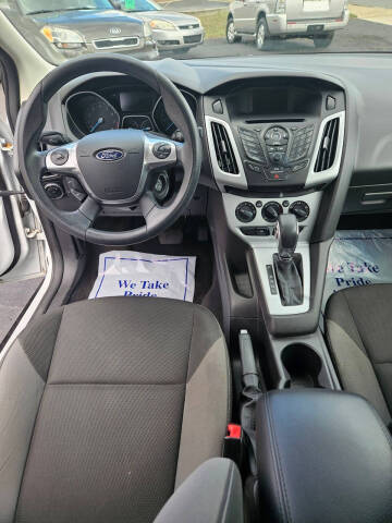 2014 Ford Focus SE
