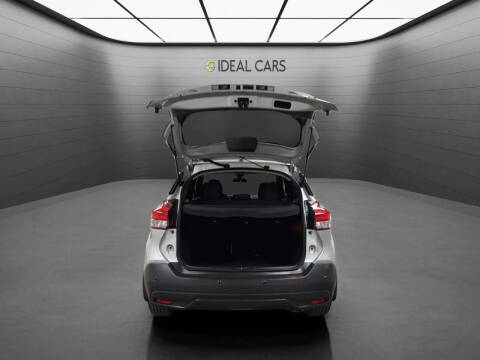 2020 Nissan Kicks SV