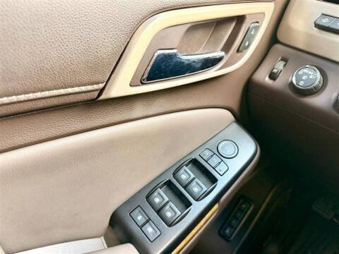 2017 GMC Yukon XL Denali