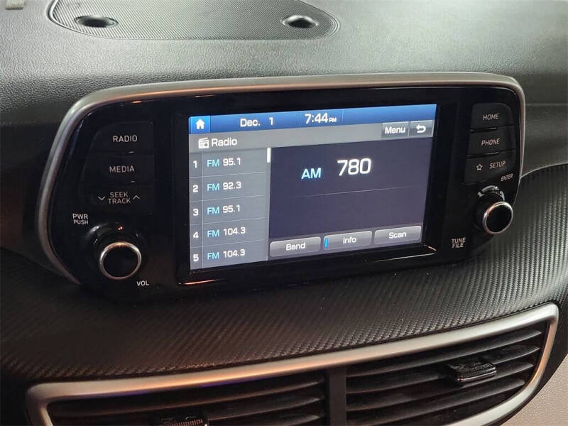 2021 Hyundai Tucson SE