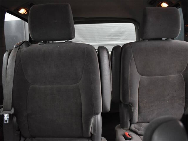 2004 Toyota Sienna