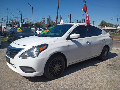 2015 Nissan Versa 1.6 SV