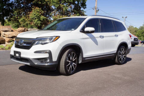 2020 Honda Pilot for sale at CROSSROAD MOTORS in Caseyville IL